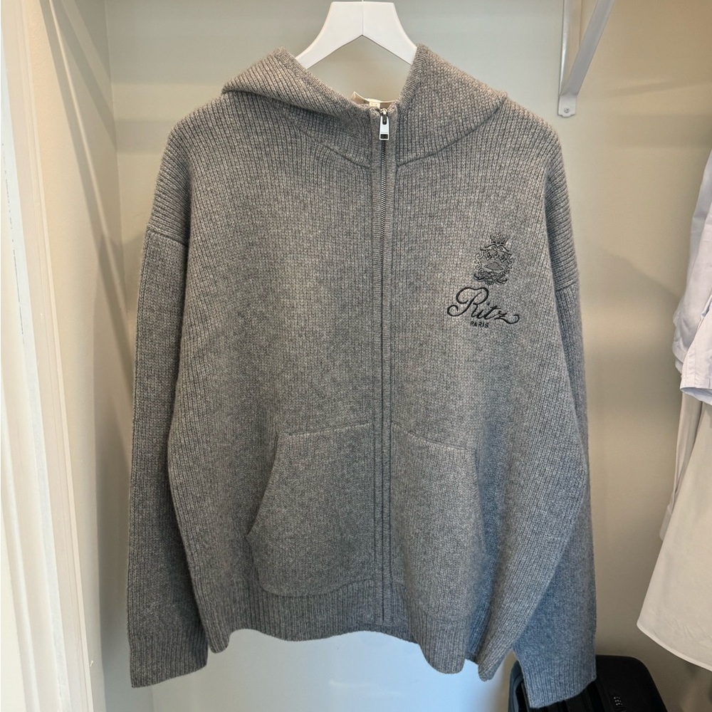FRAME x Ritz Paris Cashmere hoodie